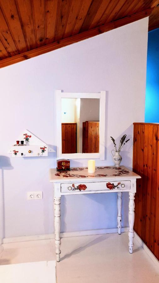 Katia'S Attic Hotel Aharávi Kültér fotó